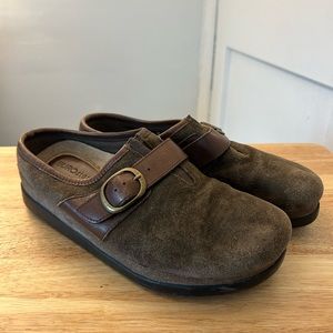 Eurostep Suede Clog size 8